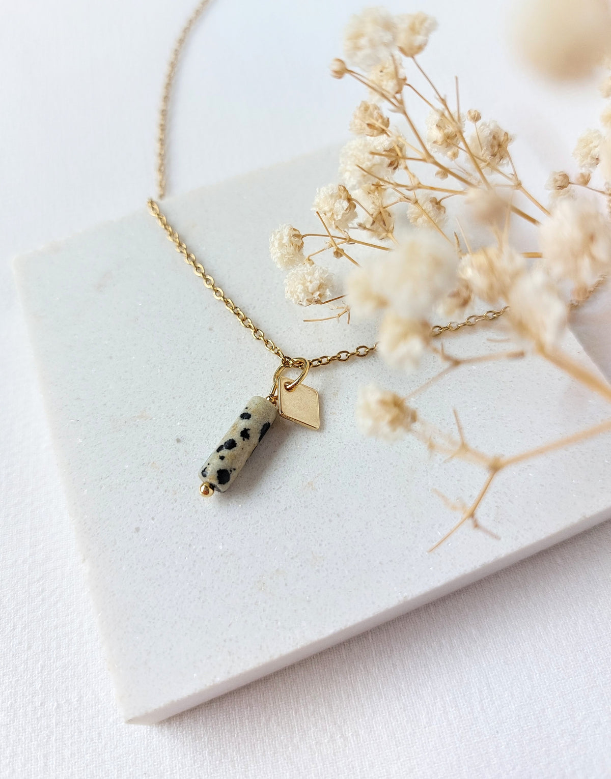 Ketting Lise - diverse edelstenen en bedel