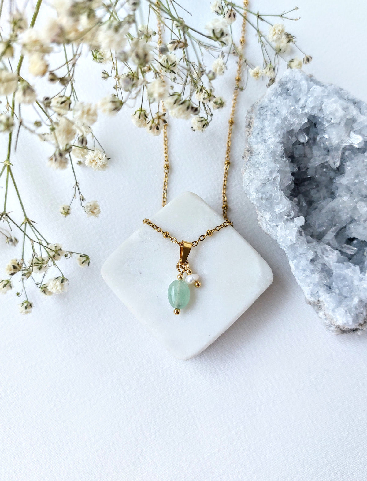 Ketting Floor - edelsteen en zoetwaterparel