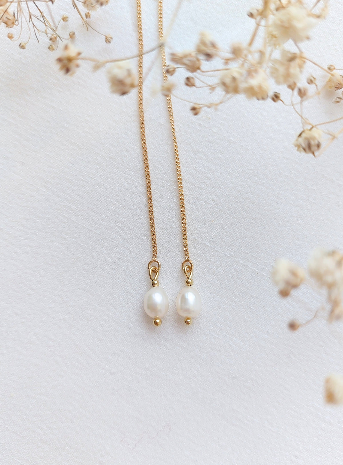 Ear threaders Elle - zoetwaterparel