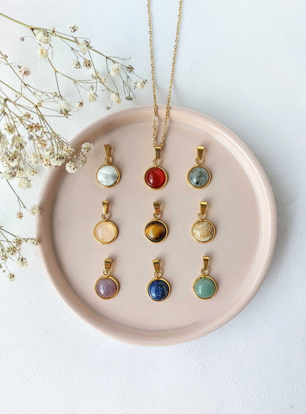 Ketting met cabochon hanger